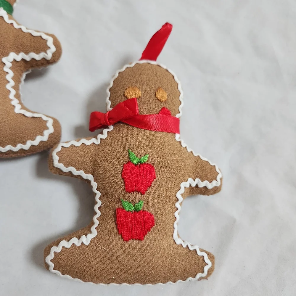 Vintage Handmade Stuffed Gingerbread Man Ornaments